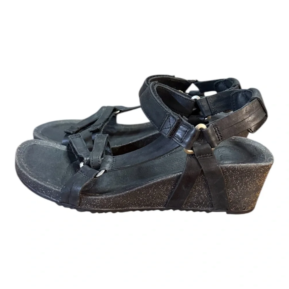 Teva Ysidro Universal Wedge Sandal Women’s Size 8.5 Genuine Leather Black
